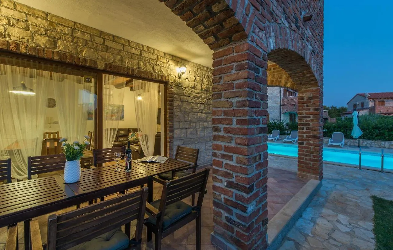 Villa Dada Svetvinčenat 0*,