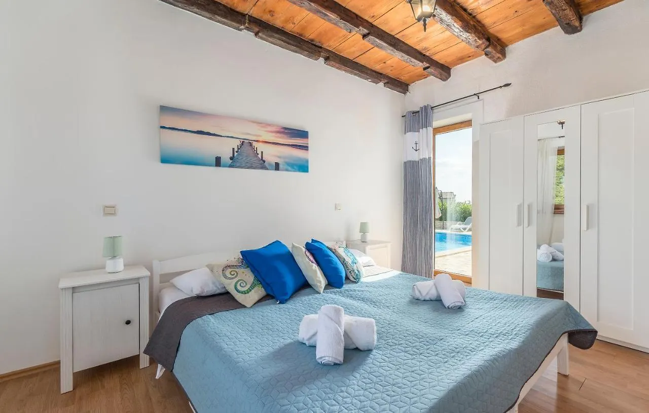 Villa Dada Svetvincenat 0*,